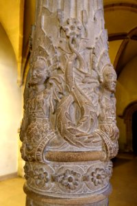 Pillar detail - Cathédrale Notre-Dame de Luxembourg - DSC06015