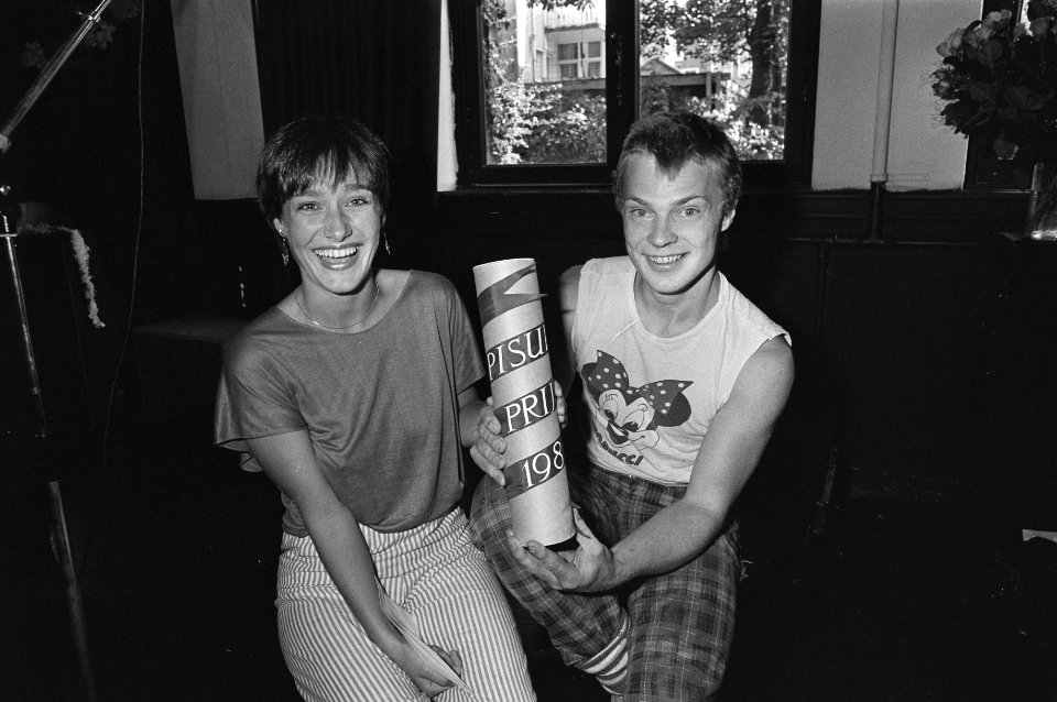 Pieter Tiddens en Marloes van den Heuvel winnaars van de Pisuisse-prijs 1980 en…, Bestanddeelnr 931-6624