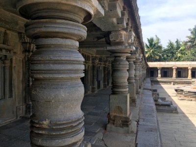 Pillars of Keshava Temple, Somnathpur 04 photo