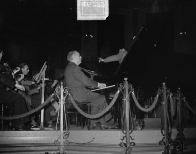 Pianist Casadessus in concertgebouw, Bestanddeelnr 904-6222