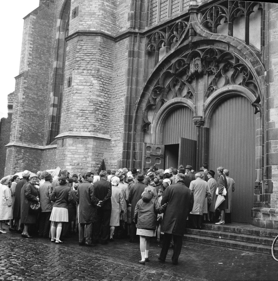 Pieter van Vollenhoven aangenomen als lid van de Hervormde Gemeente te Leiden, d, Bestanddeelnr 917-8437