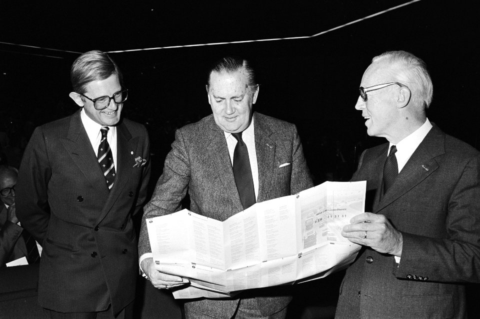 Pieter van Vollenhoven, minister Zeevalking en ANWB-voorzitter ir. F.H. van der…, Bestanddeelnr 932-3645