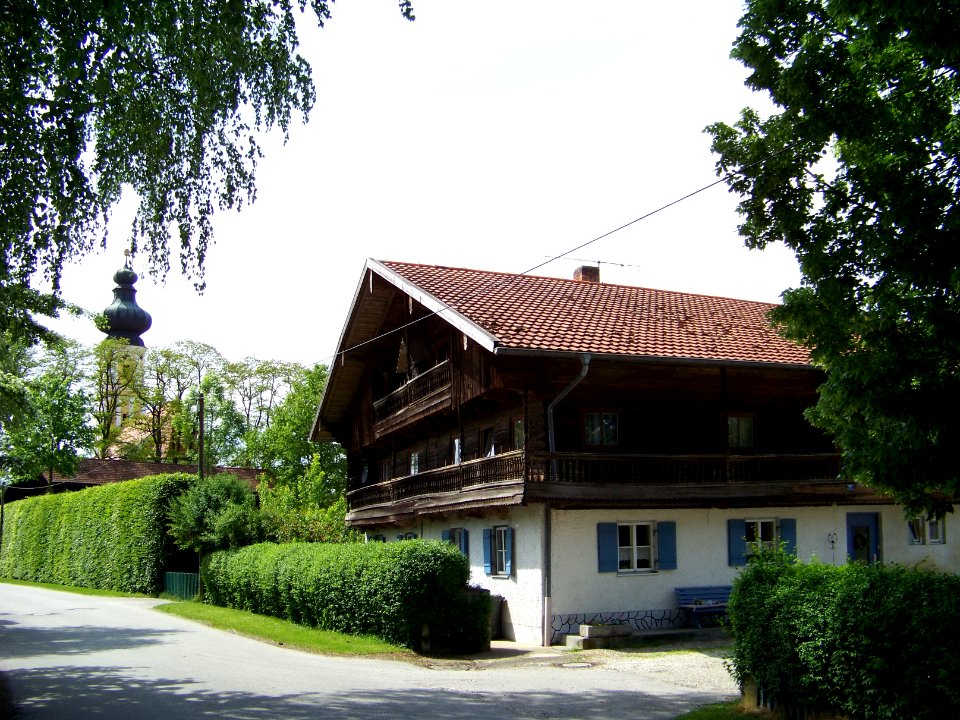 Pilsting-Ganacker-Kirchstraße-3