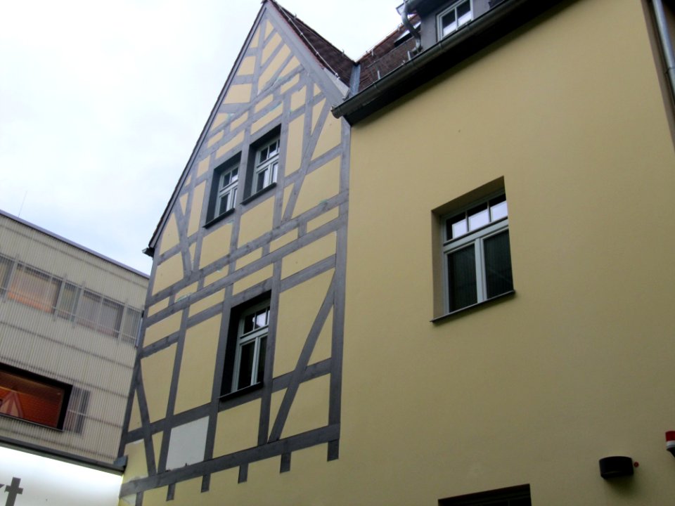 Pillenreuther Straße 147 - Fachwerk