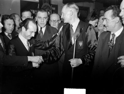 Piet van de Pol met Clement van Hassel, Bestanddeelnr 904-3955