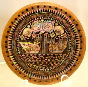 Pillow-end plaque with Mandarin ducks (marital harmony), 2 of 2 , Korea, Joseon dynasty, 18th century, wood inlaid with mother of pearl - Royal Ontario Museum - DSC04310