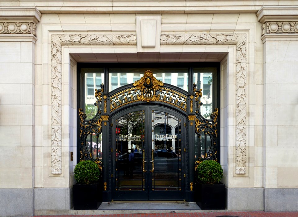Pied Piper Bar and Grill entrance, Palace Hotel - San Francisco, CA - DSC06556