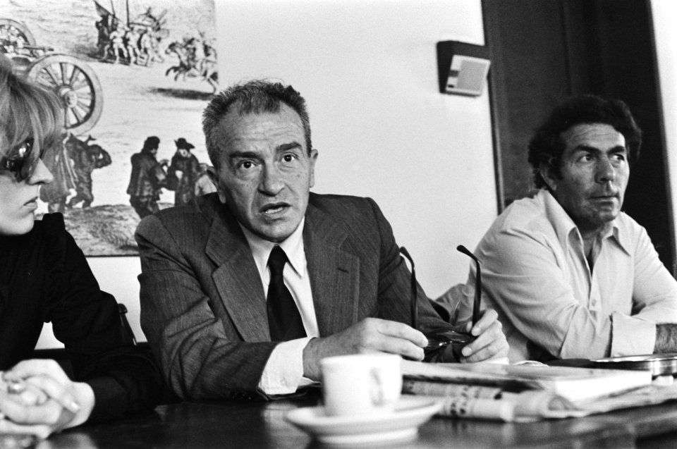 Pietro Ingrao (lid bestuur Italiaanse Communistische Partij) geeft persconferent, Bestanddeelnr 928-5641