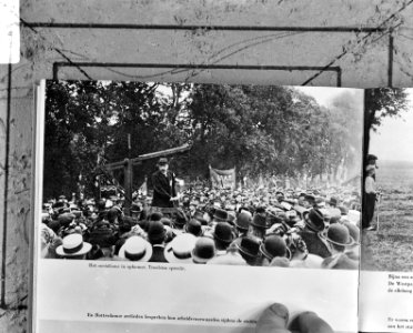 Pieter Jelles Troelstra, spreekt op de Eerste Rode Dinsdag, 19 september 1911, o, Bestanddeelnr 919-1678