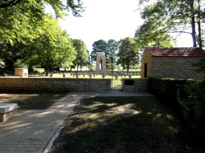 Pierrepont (Meurthe-et-M.) cimetière militaire allemand (01)