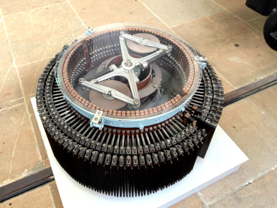 Piece of tramway equipment