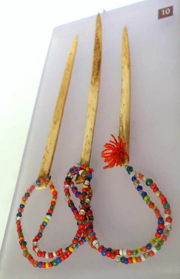 Pin, Dao Lan Ten, Quang Ninh, 1983, bone with beads - Vietnamese Women's Museum - Hanoi, Vietnam - DSC03987