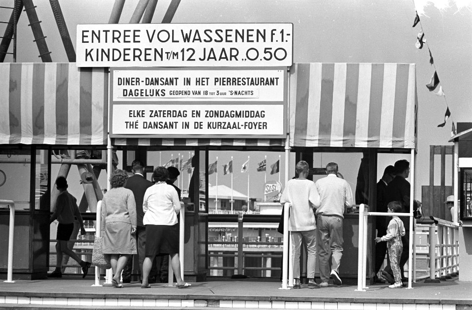 Pierprijs Scheveningen omlaag, beslist Minister Andriessen, Bestanddeelnr 916-7575
