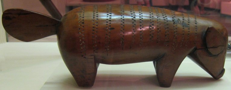 Pig (bunukwa), Papua New Guinea, Massim region, Trobriand Islands, carved wood, HAA