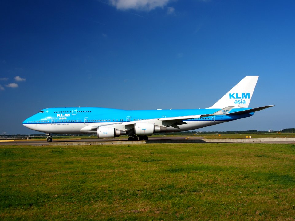 PH-BFY KLM Royal Dutch Airlines Boeing 747-406(M) - cn 30455 taxiing 18july2013 pic-006