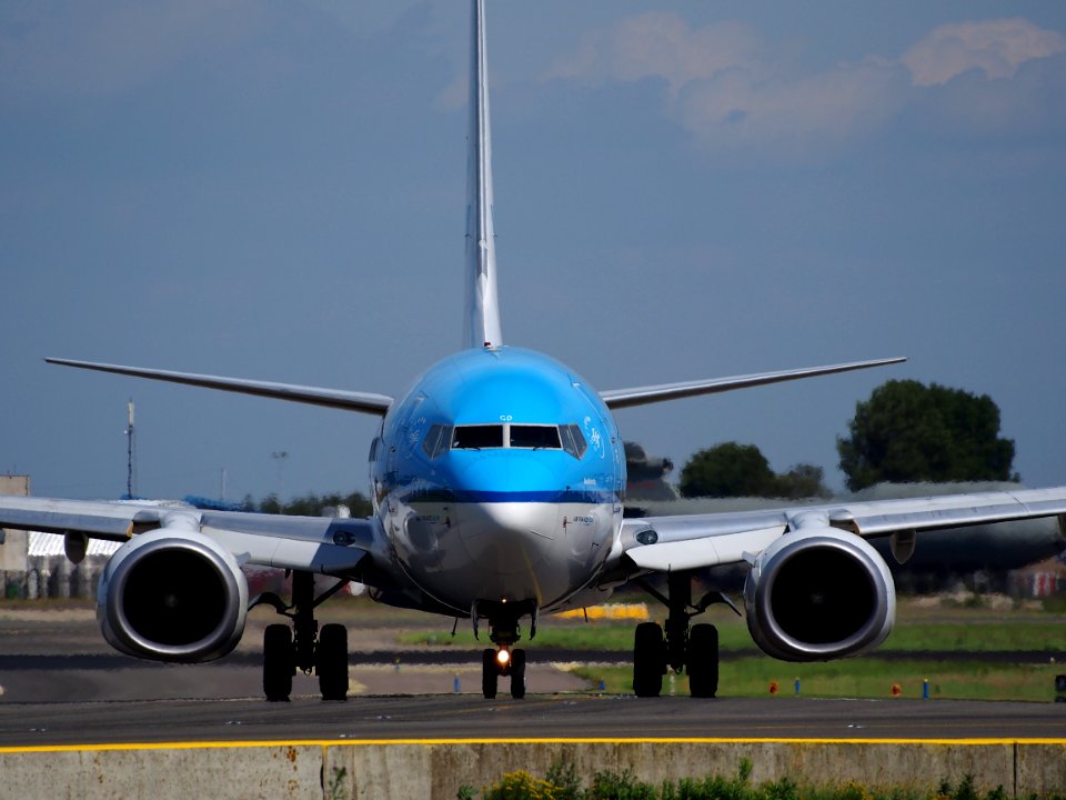 PH-BGD Boeing 737-7K2(WL) taxiing at Schiphol (AMS - EHAM), The Netherlands, 18may2014, pic-1