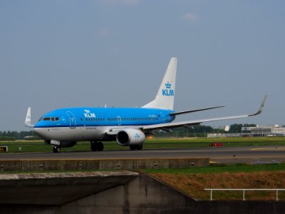 PH-BGU KLM Royal Dutch Airlines Boeing 737-7K2(WL) - cn 39257 pic1