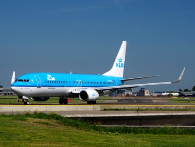 PH-BGC KLM Boeing 737-800W at Schiphol (AMS - EHAM), The Netherlands, 16may2014, pic-1