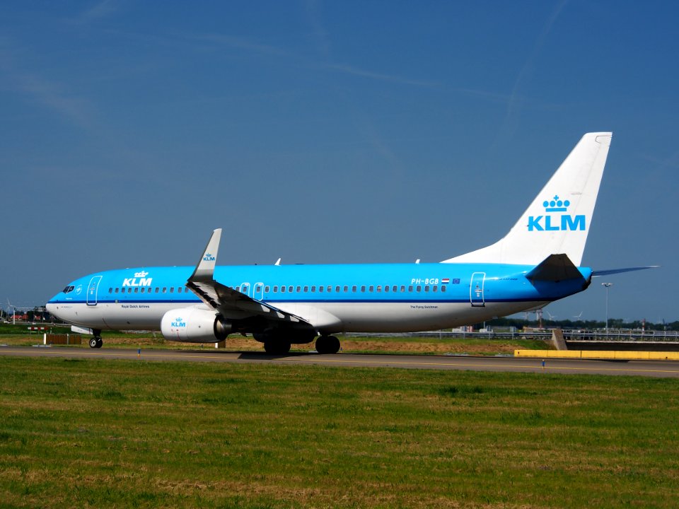 PH-BGB KLM Royal Dutch Airlines Boeing 737-8K2(WL) - cn 37594 pic9