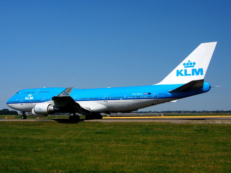 PH-BFU KLM Royal Dutch Airlines Boeing 747-406(M) - cn 28196 taxiing 21July2013 pic-009