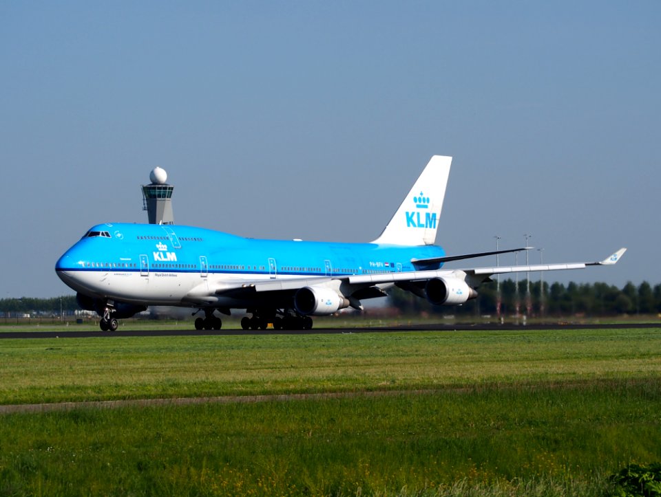 PH-BFV KLM Boeing 747-400 taking off from Schiphol (AMS - EHAM), The Netherlands, 16may2014, pic-1