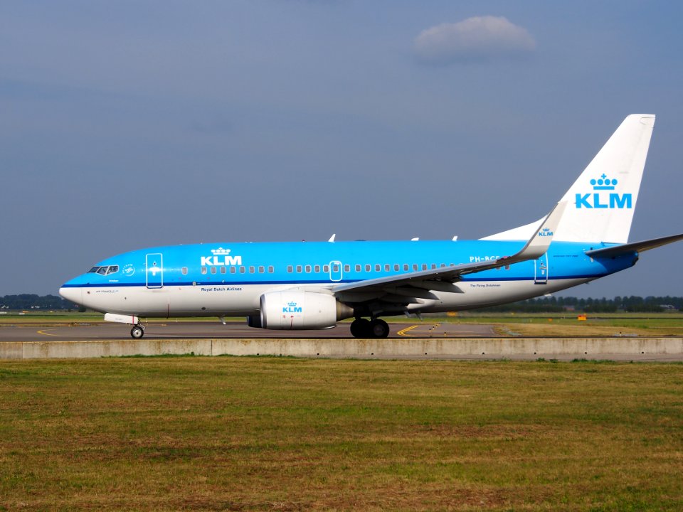 PH-BGE KLM Royal Dutch Airlines Boeing 737-7K2(WL) - cn 30371 taxiing, 25august2013 pic-2