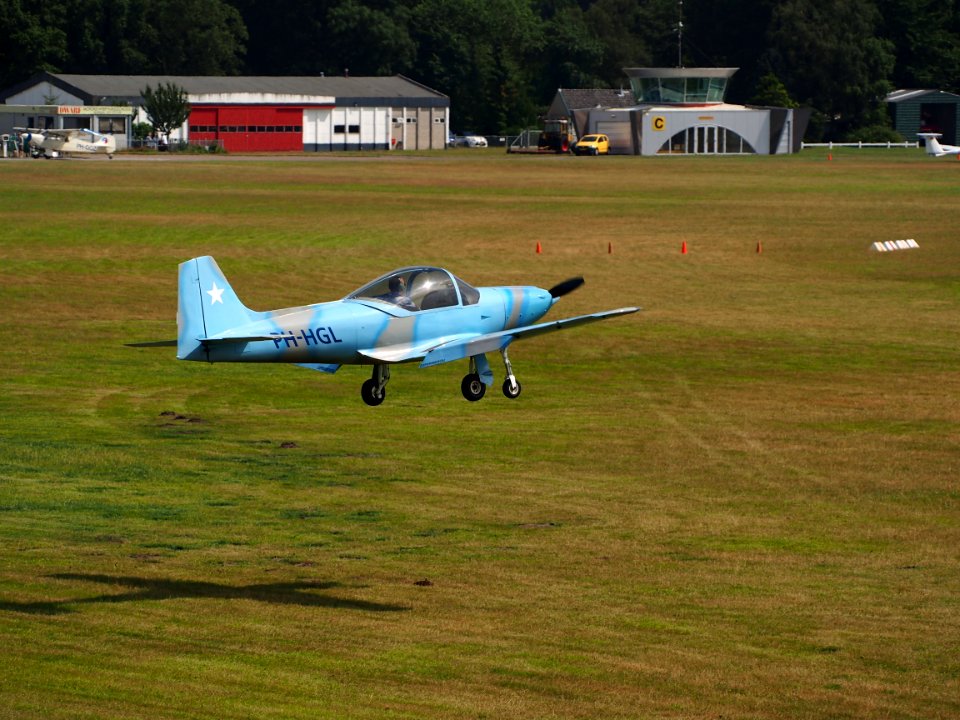 PH-HGL, Sequoia F.8L Falco, at Hilversum Airport (ICAO EHHV), photo- 1.8L Falco, at Hilversum Airport (ICAO EHHV), photo-9