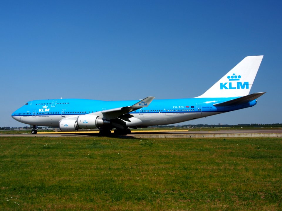 PH-BFU KLM Royal Dutch Airlines Boeing 747-406(M) - cn 28196 taxiing 21July2013 pic-008