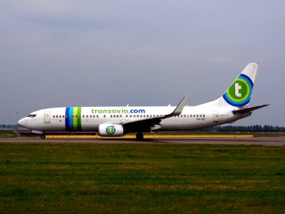 PH-HZI Transavia Boeing 737-8K2(WL) - cn 28380 taxiing 13july2013 pic3