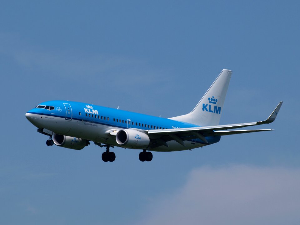 PH-BGP KLM Royal Dutch Airlines Boeing 737-7K2(WL) - cn 38127 pic2