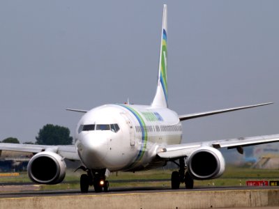PH-HZI Transavia Boeing 737-8K2(WL) - cn 28380 taxiing 13july2013 pic1