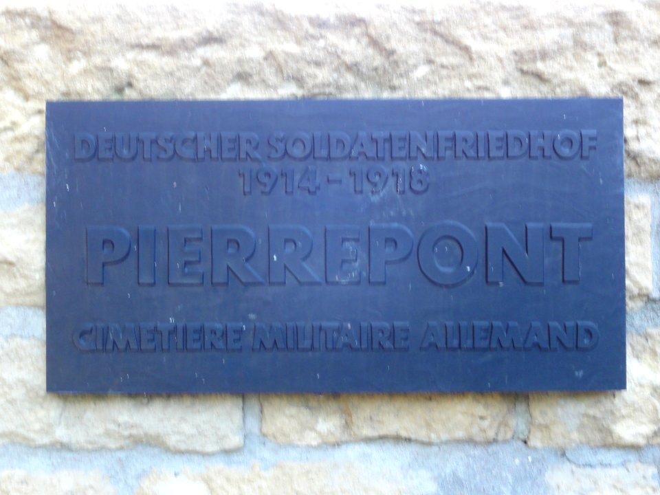 Pierrepont (Meurthe-et-M.) cimetière militaire allemand (02)