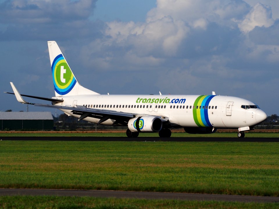 PH-HZL Transavia Boeing 737-8K2(WL), 11Aug2014, landing at Schiphol (AMS - EHAM), The Netherlands, pic2