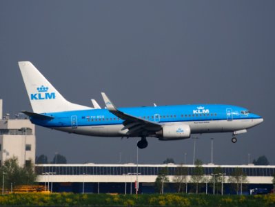 PH-BGO landing at Schiphol (AMS - EHAM), The Netherlands, pic3