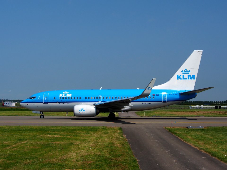 PH-BGU KLM Royal Dutch Airlines Boeing 737-7K2(WL) - cn 39257 picA