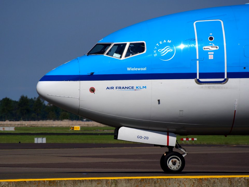 PH-BGQ KLM Royal Dutch Airlines Boeing 737-7K2(WL) at Schiphol (AMS - EHAM), The Netherlands, 16may2014, pic-2
