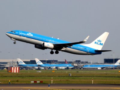 PH-BGB KLM Royal Dutch Airlines Boeing 737-8K2(WL) - cn 37594, 14july2013 pic1
