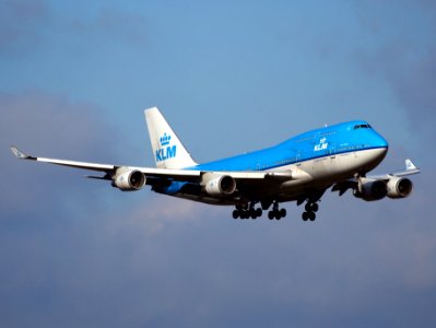 PH-BFN, landing at Schiphol (AMS - EHAM), The Netherlands, pic1 photo