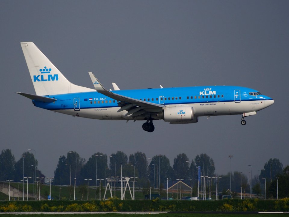 PH-BGP landing at Schiphol (AMS - EHAM), The Netherlands, pic1