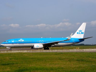 PH-BGA KLM Royal Dutch Airlines Boeing 737-8K2(WL) - cn 37593 14July2013 pic3