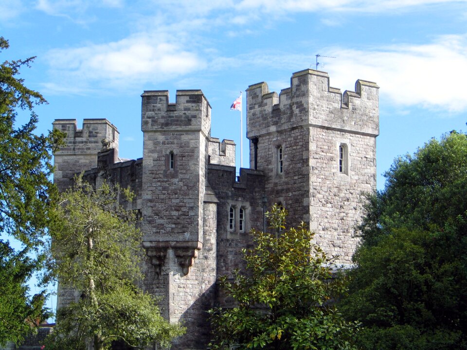 Castle citadel defence
