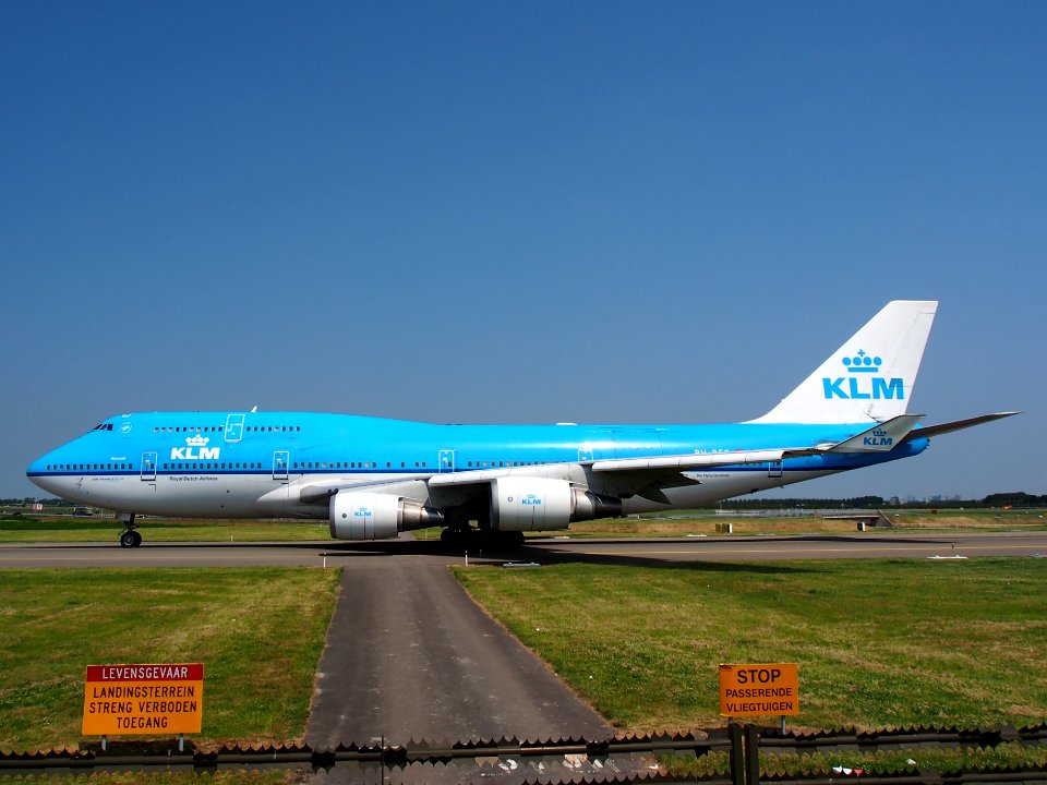 PH-BFK KLM Royal Dutch Airlines Boeing 747-406(M) - cn 25087 pic04