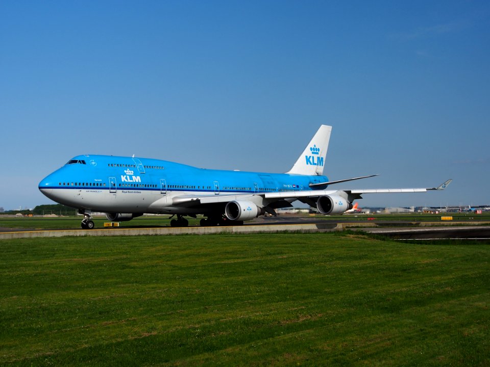 PH-BFK KLM Boeing 747-400 taxiing at Schiphol (AMS - EHAM), The Netherlands, 18may2014, pic-3