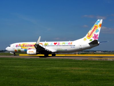 PH-HZJ Sunweb, I love Summer Boeing 737-8K2(WL) at Schiphol (AMS - EHAM), The Netherlands, 16may2014, pic-4