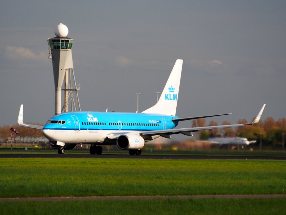 PH-BGD KLM Royal Dutch Airlines Boeing 737-7K2 takeoff from Polderbaan, Schiphol (AMS - EHAM) at sunset, pic1