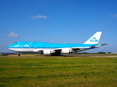 PH-BFO KLM Royal Dutch Airlines Boeing 747-406(M) - cn 25413 taxiing 18july2013 pic-006