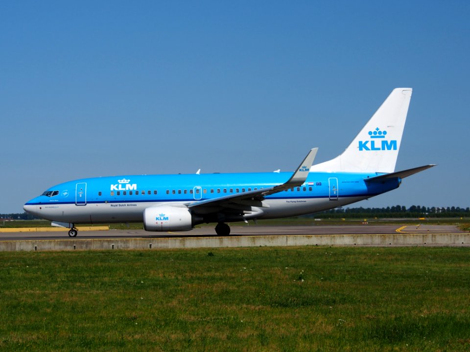 PH-BGR KLM Royal Dutch Airlines Boeing 737-7K2(WL) - cn 39446 taxiing 21july2013 pic-004