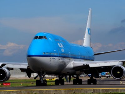 PH-BFM KLM Royal Dutch Airlines Boeing 747-406(M) - cn 26373 taxiing at Schiphol (AMS - EHAM), The Netherlands, 18may2014, pic-2 photo