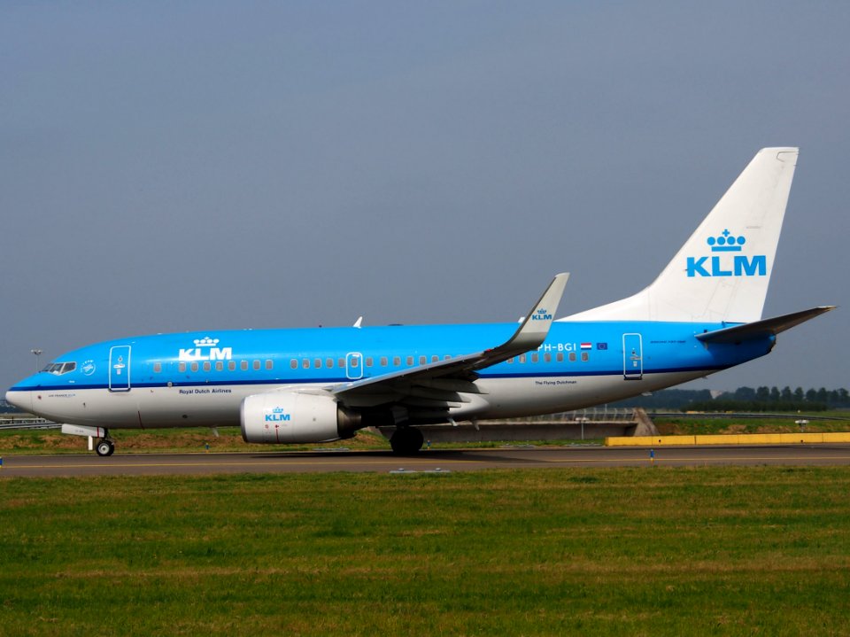 PH-BGI KLM Royal Dutch Airlines Boeing 737-7K2(WL) - cn 30364 taxiing 13July2013