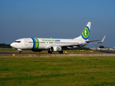 PH-HZE Transavia Boeing 737-8K2(WL) - cn 28377 taxiing 15july2013 pic-004